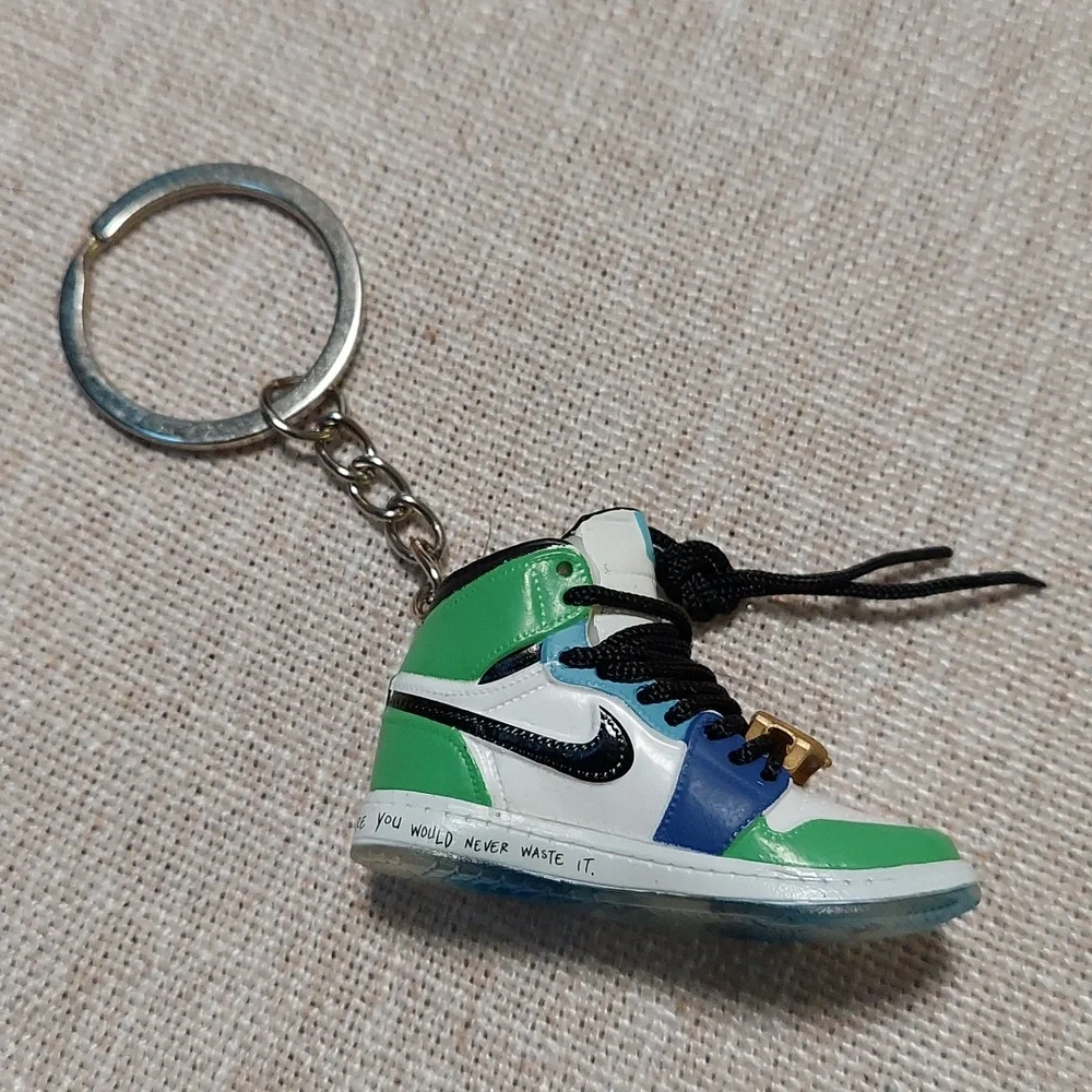 Keychain MJordan Swoosh‎